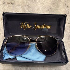 EUC, Draper James aviator sunglasses